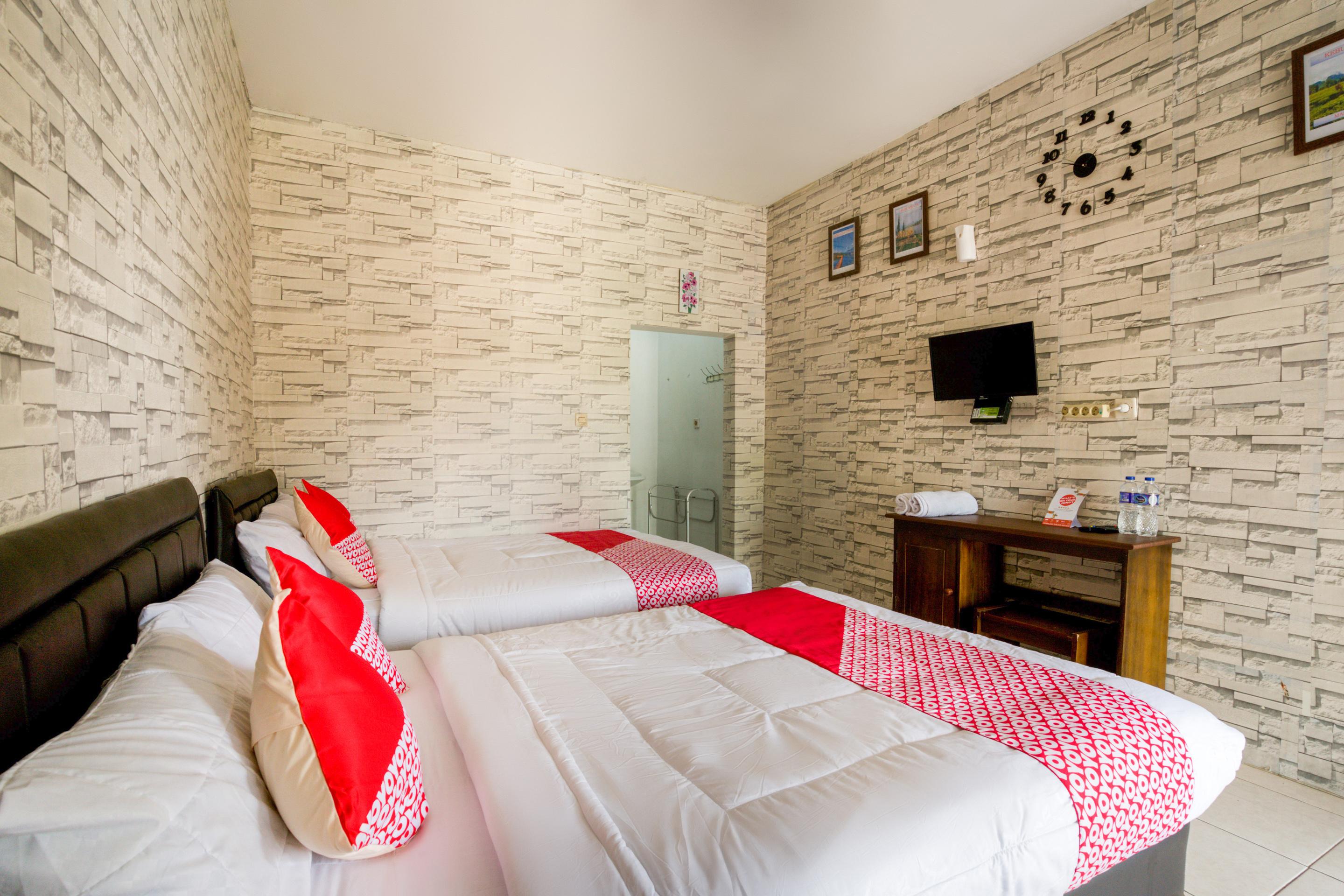Super Oyo 2961 Artana Bed & Breakfast Palayangan Exterior photo